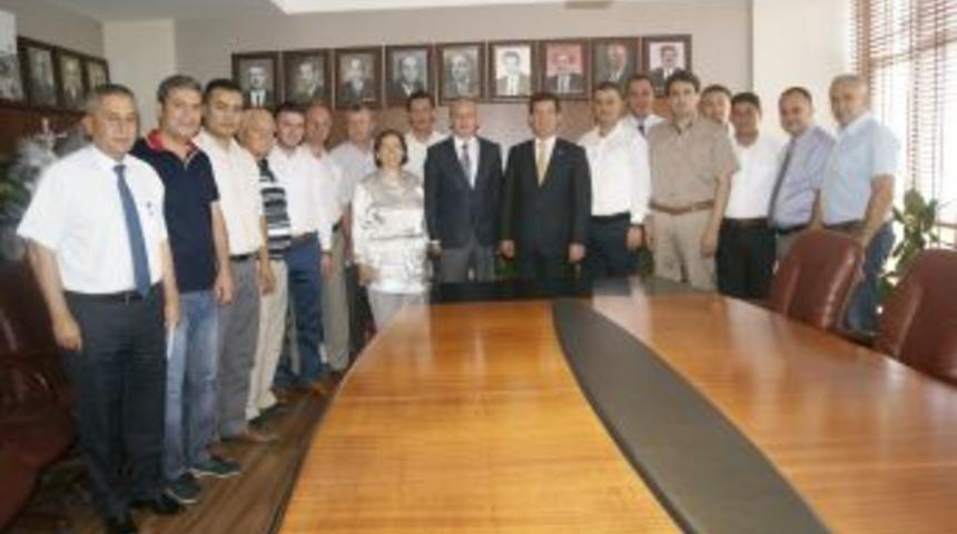 Ak Partili Vekillerden Ayto'ya İade-i Ziyaret