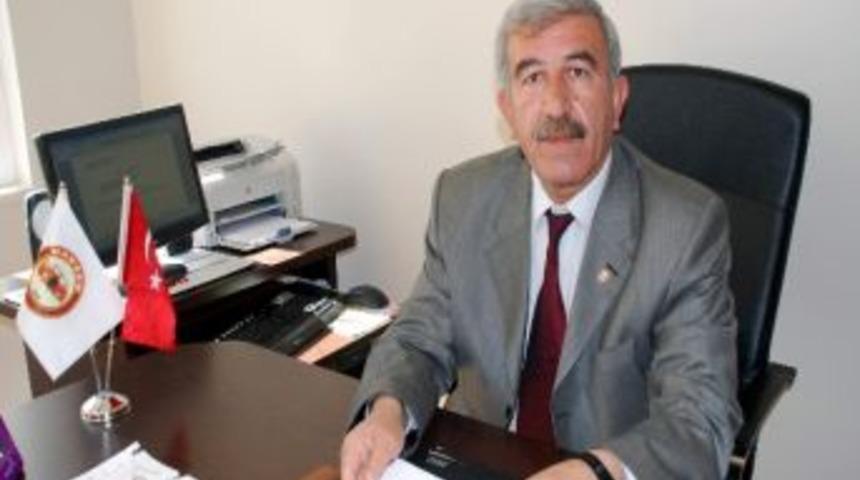 Eğitim Haksen H&uuml;k&uuml;metin S&ouml;zleşmeli &Ccedil;alışana Kadro Vermesini Değerlendirdi