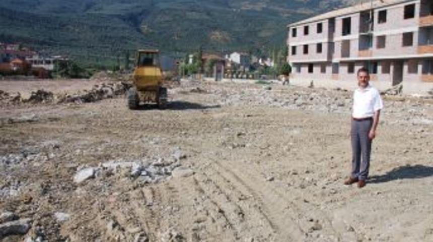 Gemlik&rsquo;te Yeni Pazar Yeri I&ccedil;in &Ccedil;alışmalar S&uuml;r&uuml;yor