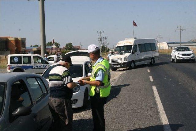 Çorlu'da Trafik Kontrolleri Devam Ediyor