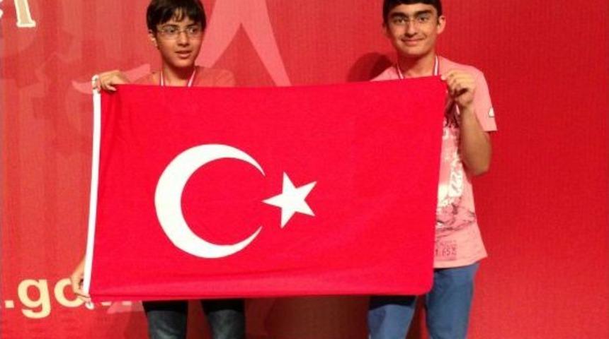 Toroslu &Ouml;ğrenciler Matematikte Balkan Şampiyonu