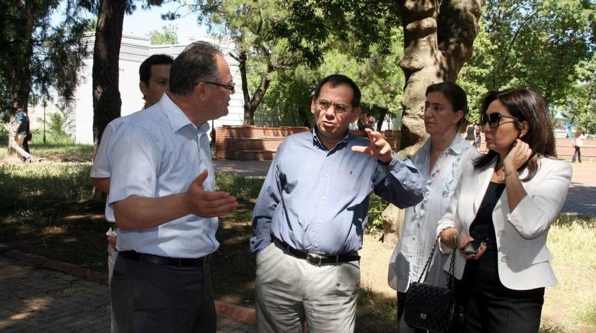 OM&Uuml; Mimarlık Fak&uuml;ltesi 1. Danışma Kurulu Toplantısı Yapıldı