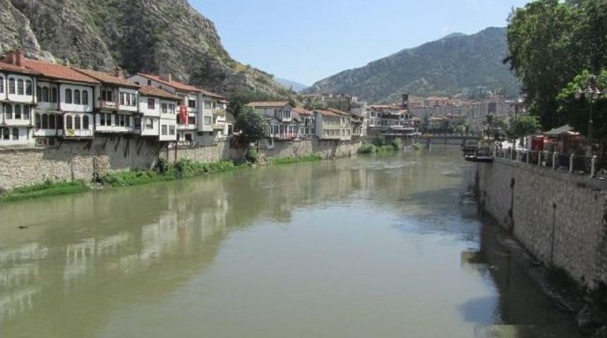 İnşaat M&uuml;hendisleri Karadeniz Turuna &Ccedil;ıktı