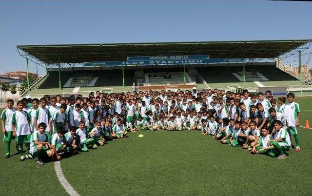 Futbol’un Geleceği Şehitkamil’de Hayat Buluyor