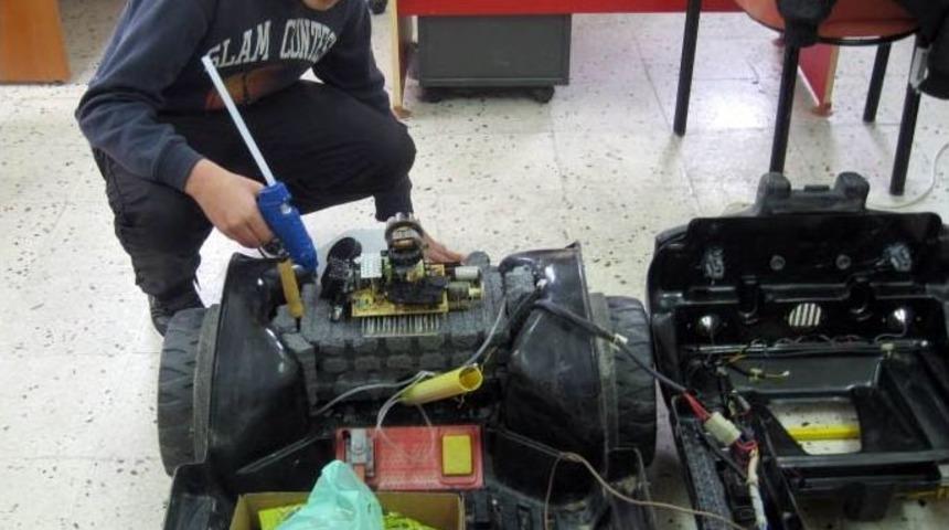 Yangın Durumunda Aracı Koruma Altına Alan Proje &Uuml;retti