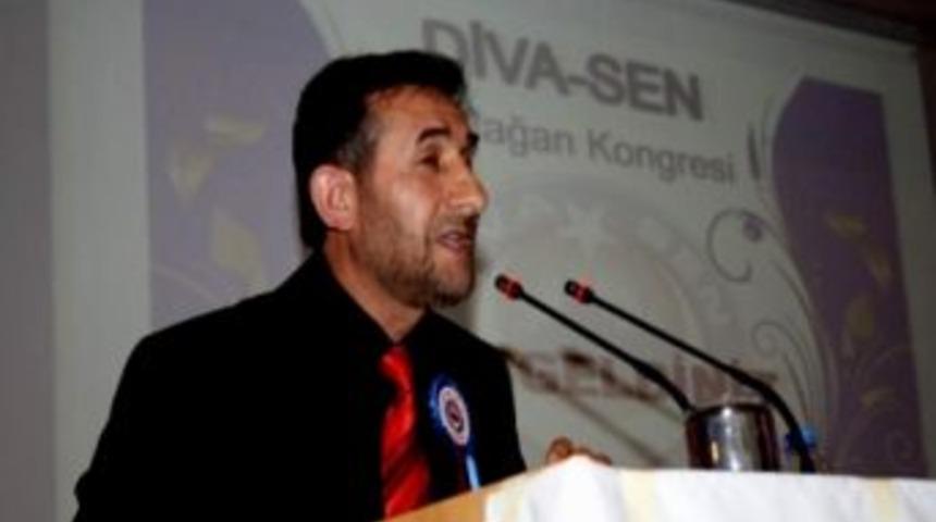 Diva-sen Aydı Şube Başkanı Tufan&rsquo;dan &lsquo;&ccedil;apulcu&rsquo; Şiiri