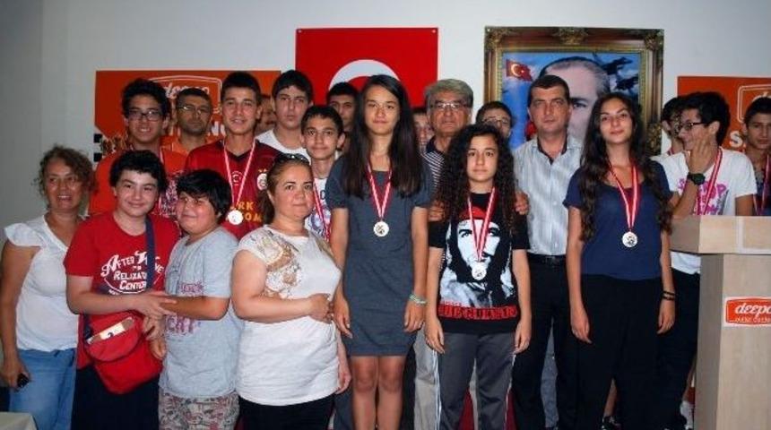 Antalya Yıldızlar Satran&ccedil; Şampiyonası Sonu&ccedil;landı