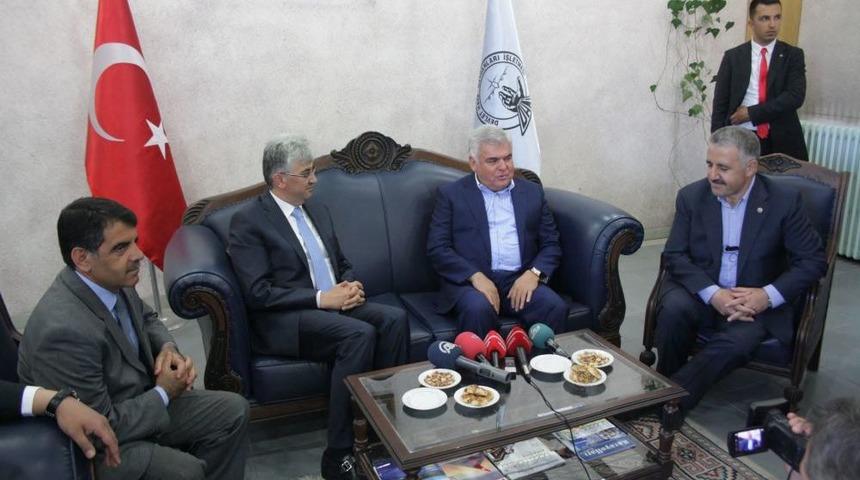 BTK I&ccedil;in Azeri Ve G&uuml;rc&uuml; Bakanlar Kars&rsquo;ta