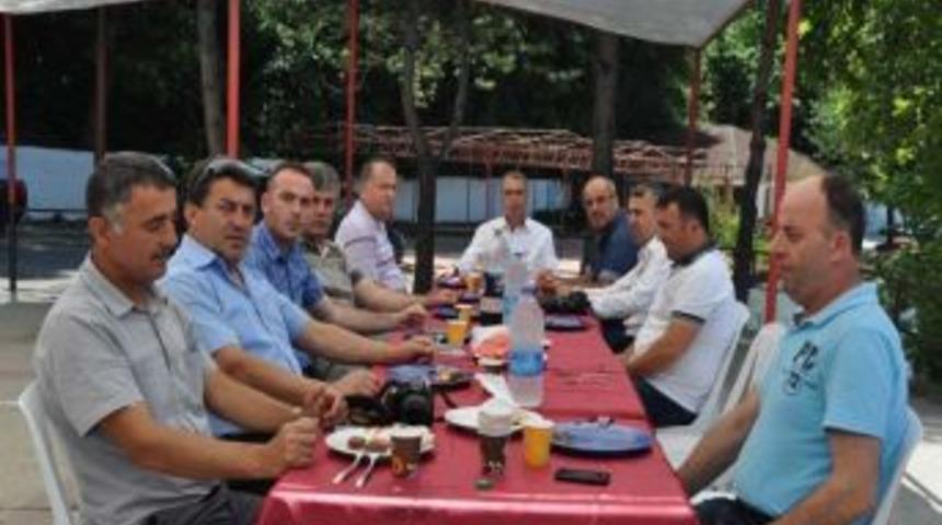 &Ccedil;imenoğlu&rsquo;ndan Bilgilendirme Toplantısı