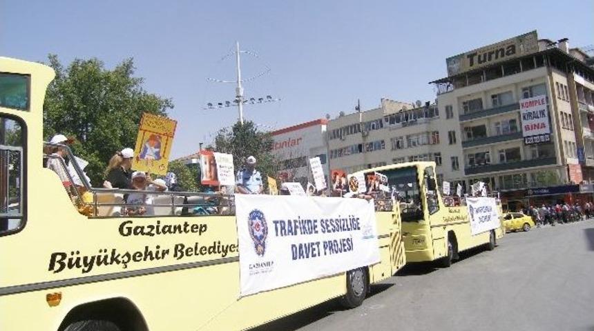 Trafikte Sessizliğe Davet Projesi Devam Ediyor