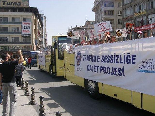 Trafikte Sessizliğe Davet Projesi Devam Ediyor