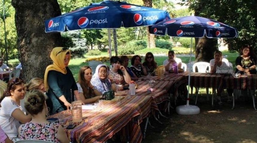 Mhp Kadın Kolları Başkanı G&ouml;k, Tanıtım Toplantısı D&uuml;zenledi