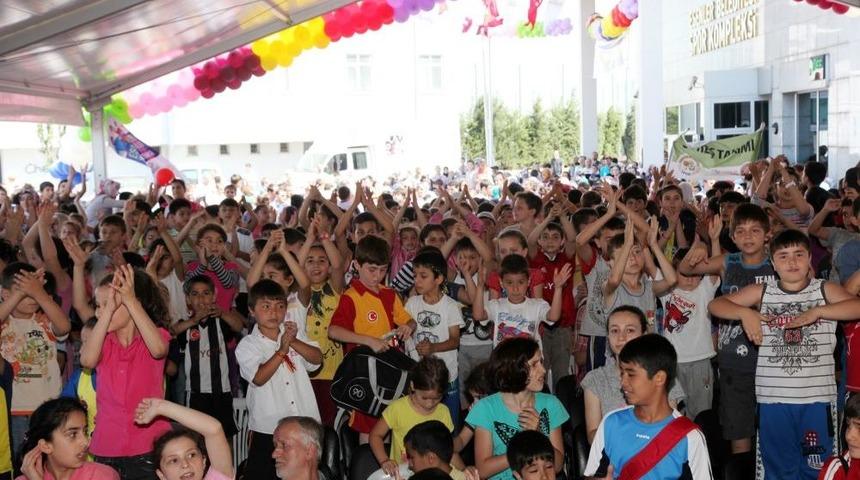 Esenler Yaz Spor Okulu, 5 Bin Çocuğa Kapılarını Açtı