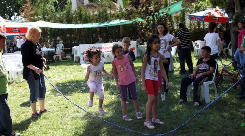 Talasemi Hastası &Ccedil;ocuklar Piknikte G&ouml;n&uuml;llerince Eğlendi