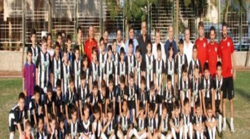 &ldquo;hem Yarışan Hem De &Uuml;reten Takım Olacağız&rdquo;