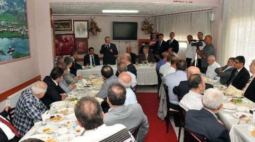 Ke&ccedil;i&ouml;ren Metrosunda T&uuml;nelin Ucu G&ouml;r&uuml;nd&uuml;
