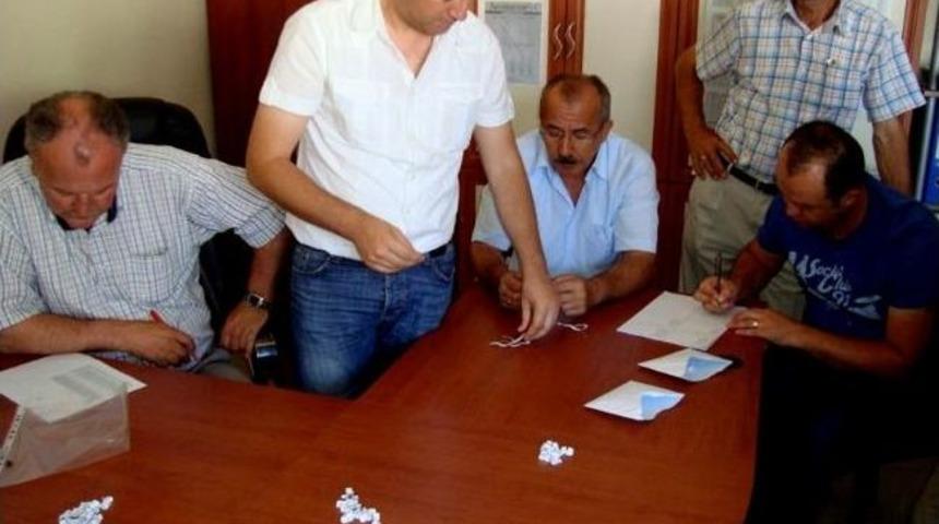 Gebe D&uuml;veler Kura İle Sahiplerine Teslim Edildi