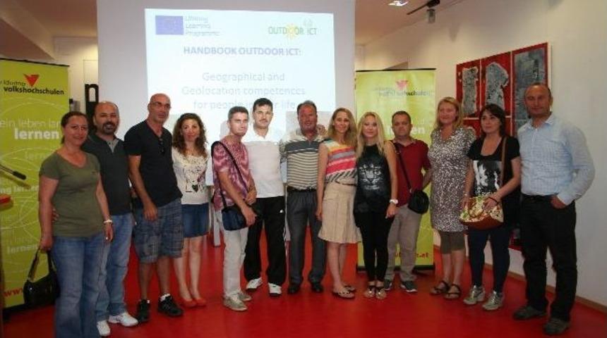 Edirne Otelcilik Ve Turizm Meslek Lisesi Okulu Proje Ekibi Ve Okul Aile Birliği &Uuml;yeleri Edirne'ye D&ouml;nd&uuml;