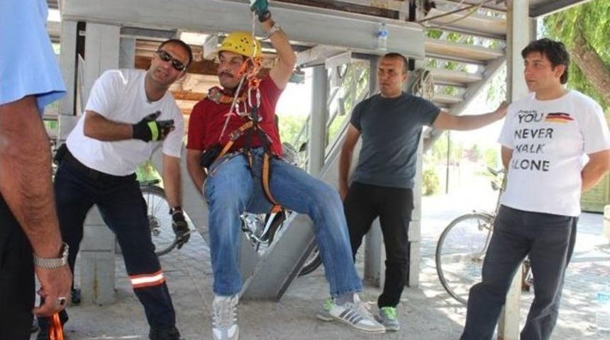 İtfaiye Personeline Yangına M&uuml;dahale Teknikleri Eğitimi