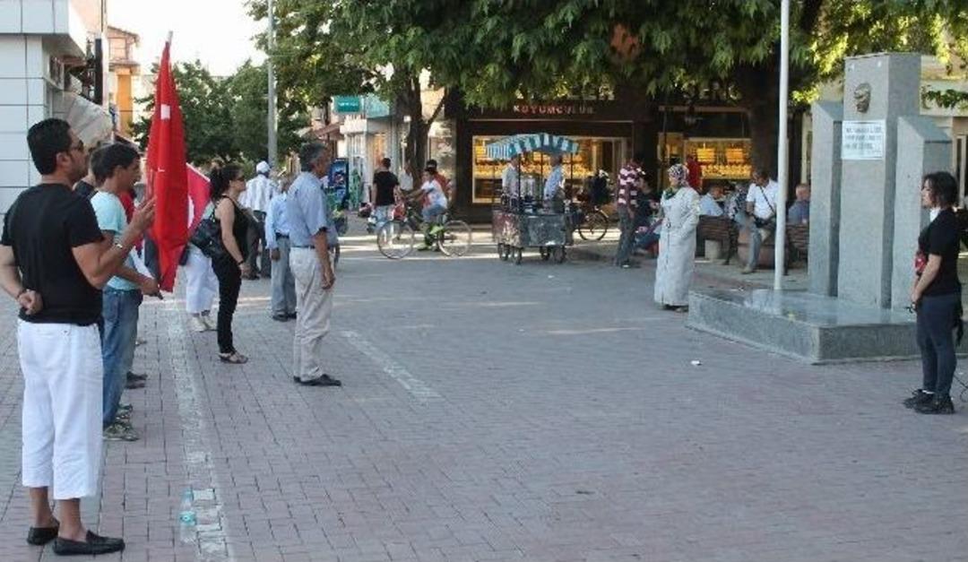 Tgb Kırşehir Teşkilatından Durma Ve Oturma Eylemi