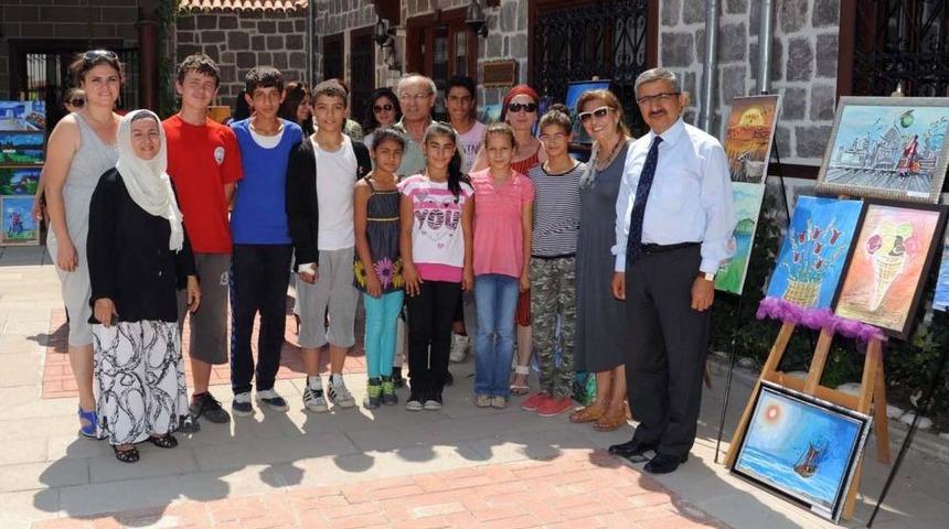 Genç Ressamlar Hamamönü’nde