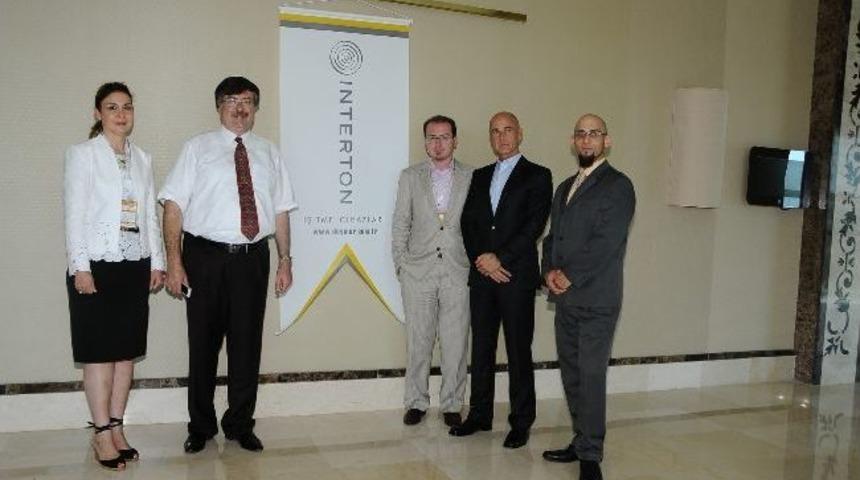 Duymer Bayileri &Ccedil;eşme'de Toplandı