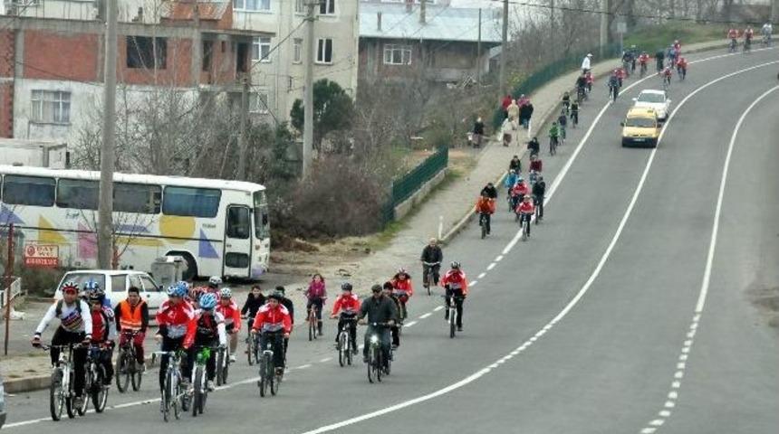Perşembe&rsquo;ye Bisiklet Yağacak