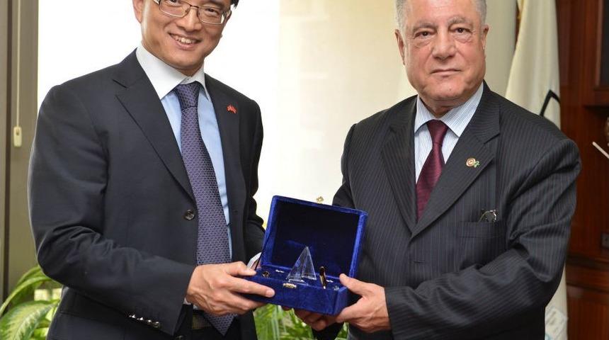 &Ccedil;in, İzmir&rsquo;de Başkonsolosluk A&ccedil;acak