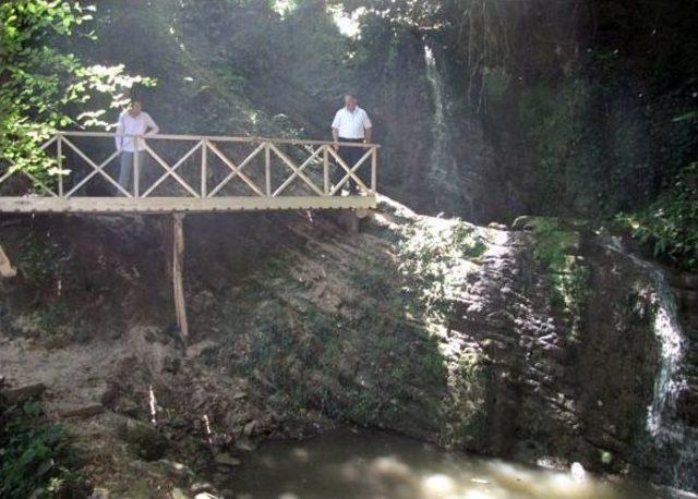 Tahirli Şelalesi Çevre Düzenlemesi Yapılıyor