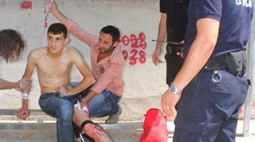 Duruşma sonrası bı&ccedil;aklar konuştu