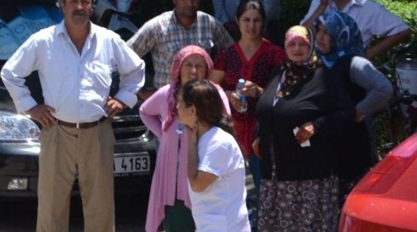 Devrilen Bi&ccedil;erd&ouml;verin Altında Kalan &Ccedil;ocuk Ağır Yaralandı