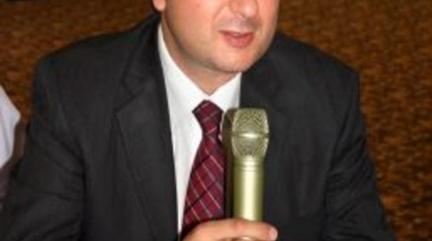 K&uuml;&ccedil;&uuml;kyılmaz: İl Dışına Hasta Sevkini Y&uuml;zde 72 D&uuml;ş&uuml;rd&uuml;k