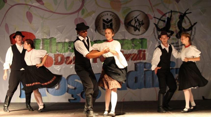 Yenimahalle Dans Pistine D&ouml;n&uuml;şt&uuml;