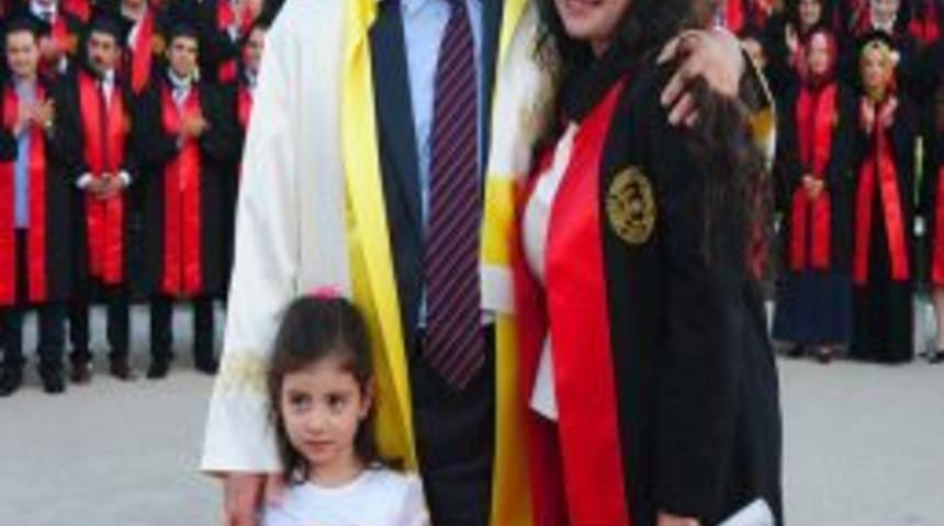 Babası Gibi Doktor Oldu