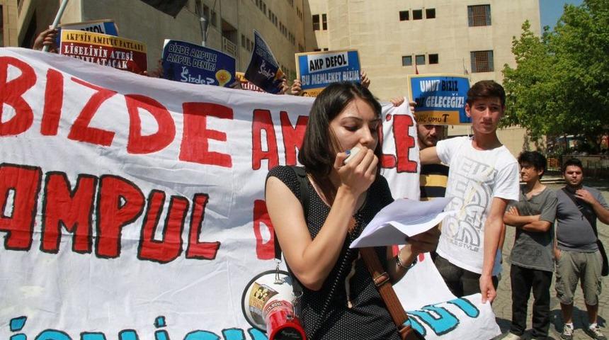 Başbakan&rsquo;a Hakaret 17 Liseli Hakim Karşısına &Ccedil;ıktı