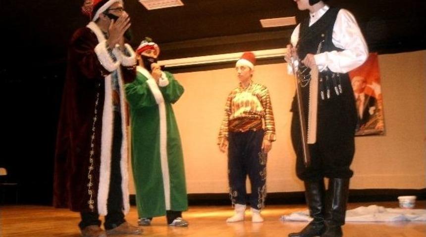 İlk&ouml;ğretim &Ouml;ğrencileri Hem Eğlendi Hem &Ouml;ğrendi