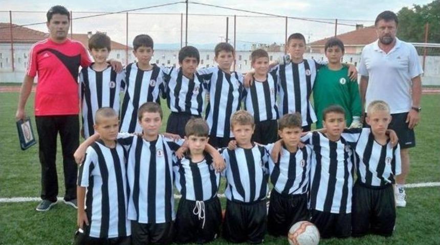 Ayvalık&rsquo;ta Barbaros Sefa Spor Yaz Okulu Start Alıyor