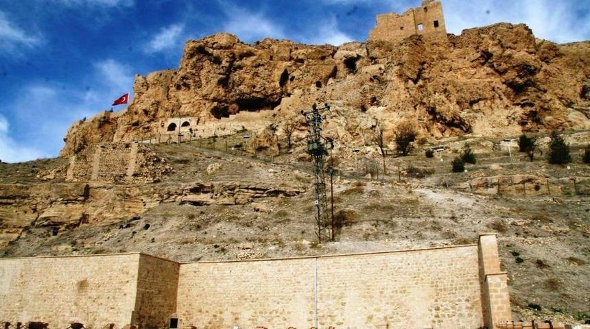 Vali Cengiz: Tarihi D&ouml;n&uuml;ş&uuml;m Projesini Hızlandıracağız