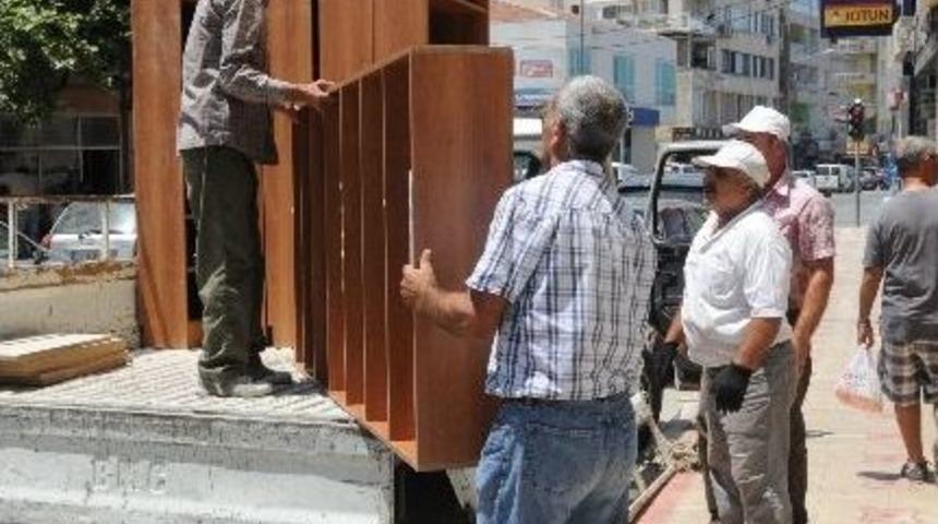 Aliağa Nadir Nadi K&uuml;t&uuml;phanesi Yeni Yerine Taşınıyor