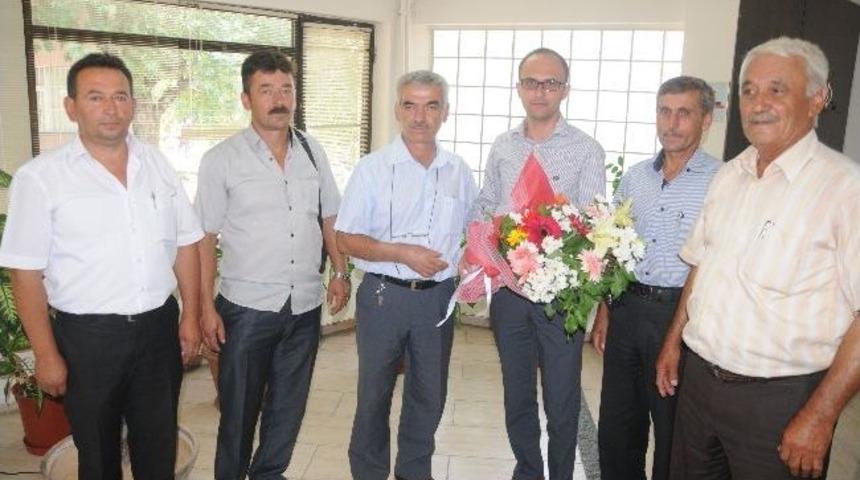 K&ouml;y Muhtarlarından Manisa Belediyesi&rsquo;ne Teşekk&uuml;r