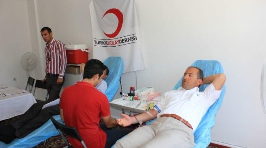 Dikili Kaymakam&rsquo;ından &Ouml;rnek Davranış