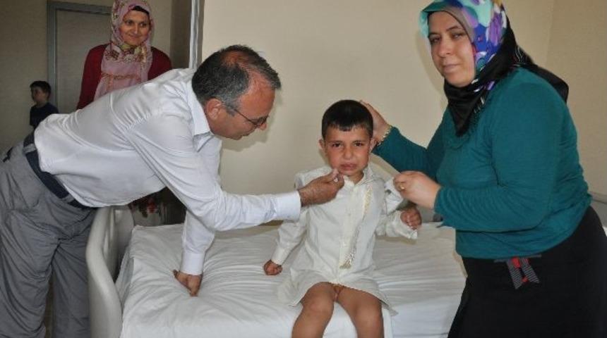 Alaplı&rsquo;da 41 &Ccedil;ocuğun S&uuml;nnetine Başlandı