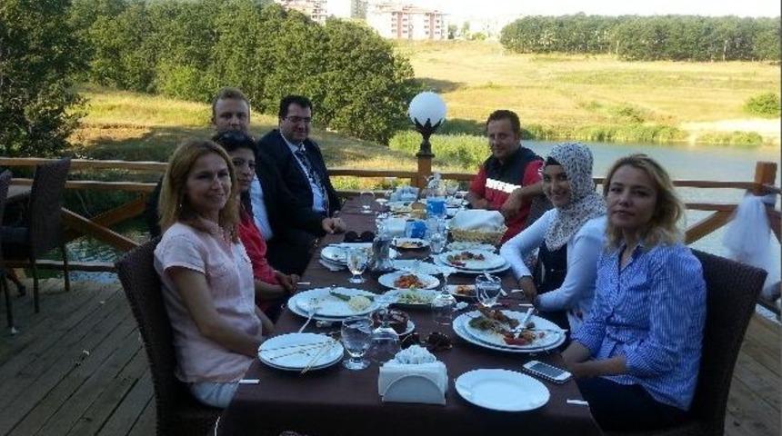 Sakarya Umke Ekibine Teşekk&uuml;r Yemeği