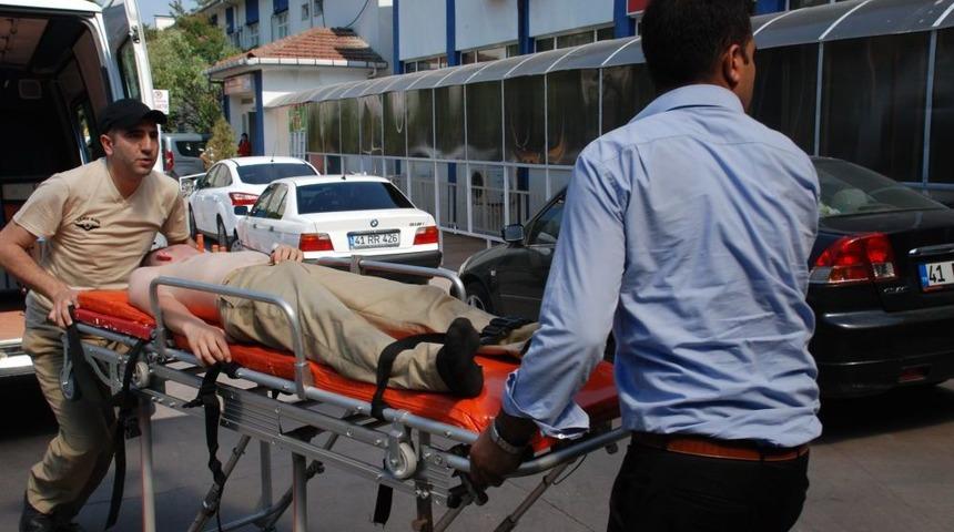 Askeri Alanda Yangın &Ccedil;ıktı, 8 Asker Dumandan Etkilendi