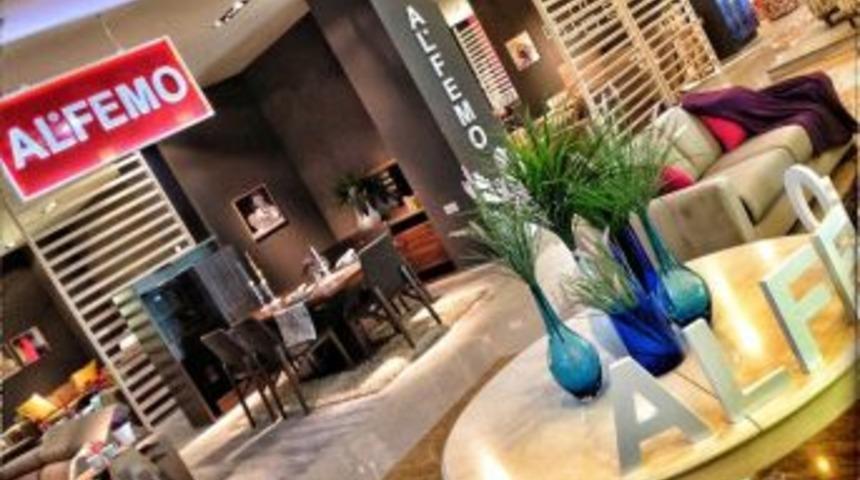 Hedef B&ouml;lge Se&ccedil;tiği Kuzey Irak&rsquo;ta Yeni Mobilya Mağazası A&ccedil;tı