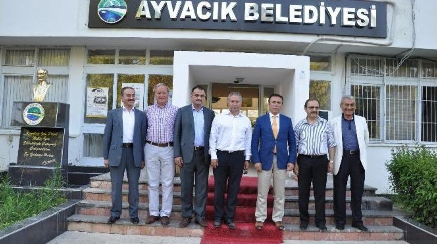 Ak Parti&rsquo;li İl&ccedil;e Belediye Başkanları Ayvacık&rsquo;ta Buluştu