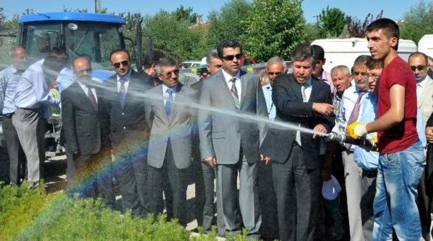 Orman K&ouml;ylerine Su Tankerleri Dağıtıldı