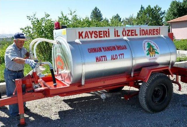 Orman Köylerine Su Tankerleri Dağıtıldı