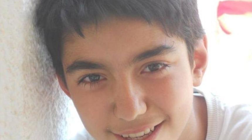 &Ouml;demiş'te Trakt&ouml;rden D&uuml;şen Gen&ccedil; Hayatını Kaybetti