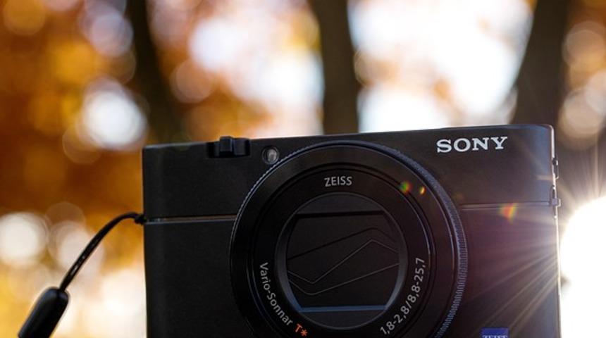 RX100 V artık daha g&uuml;&ccedil;l&uuml; bir işlemciye sahip 